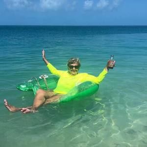 Meet your Posher, Debra